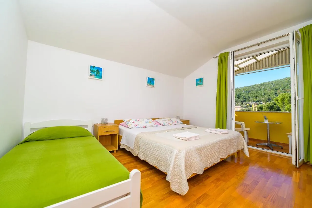 Apartment Chiara Martinscica  Martinšćica